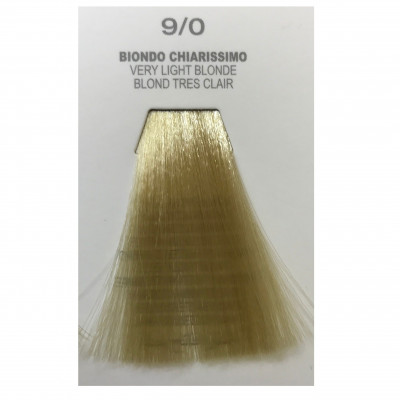 צבע שיער מקצועי איכותי עם כיסוי 100% 
יחס ערבוב 1:1.5 
